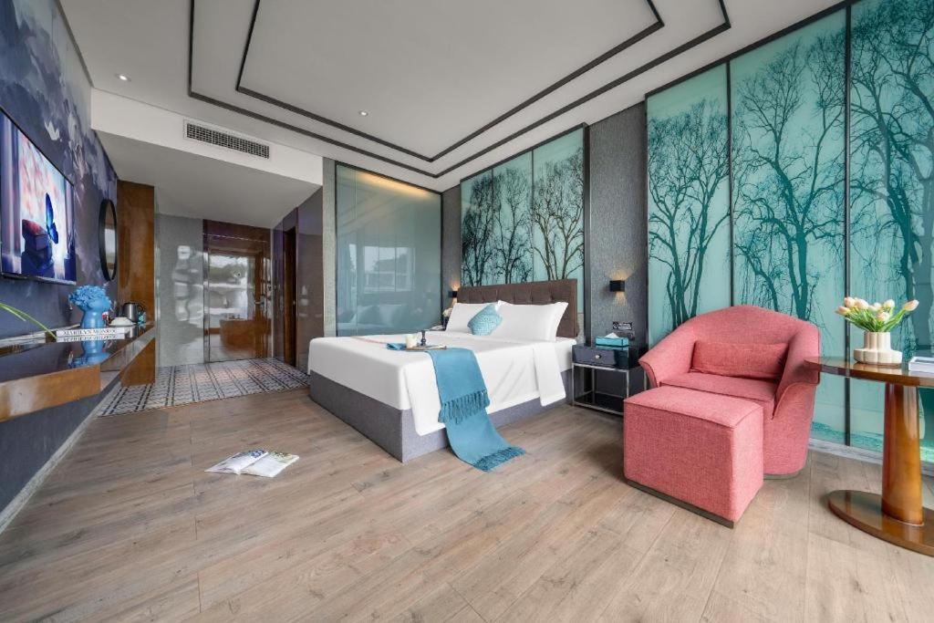 Xana Hotelle-Hotel Luzhou Baizitu Square Bagian luar foto
